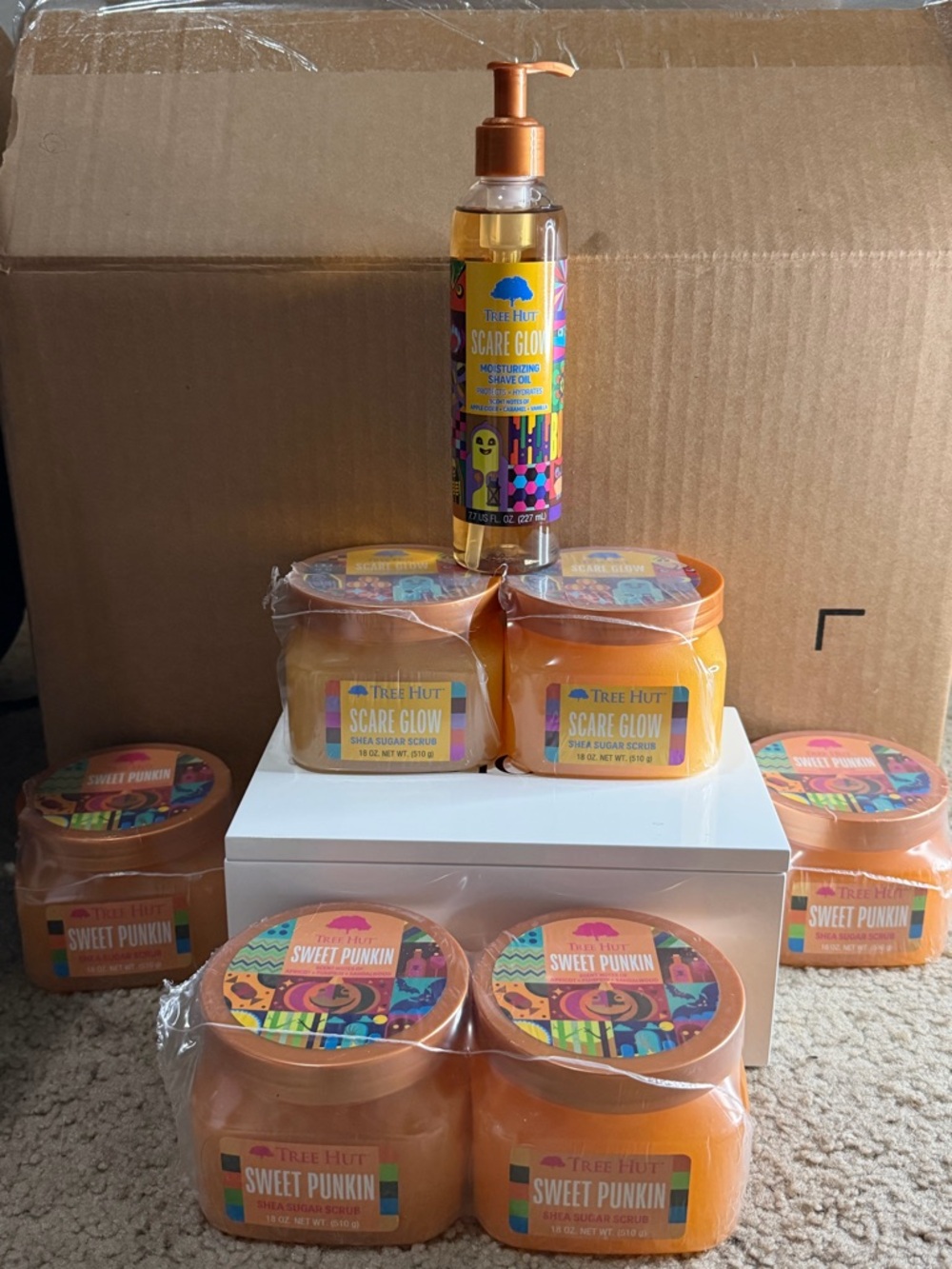 Tree hut Sweet punkin & Scare Glow she sugar scrub/ shave oil bundle